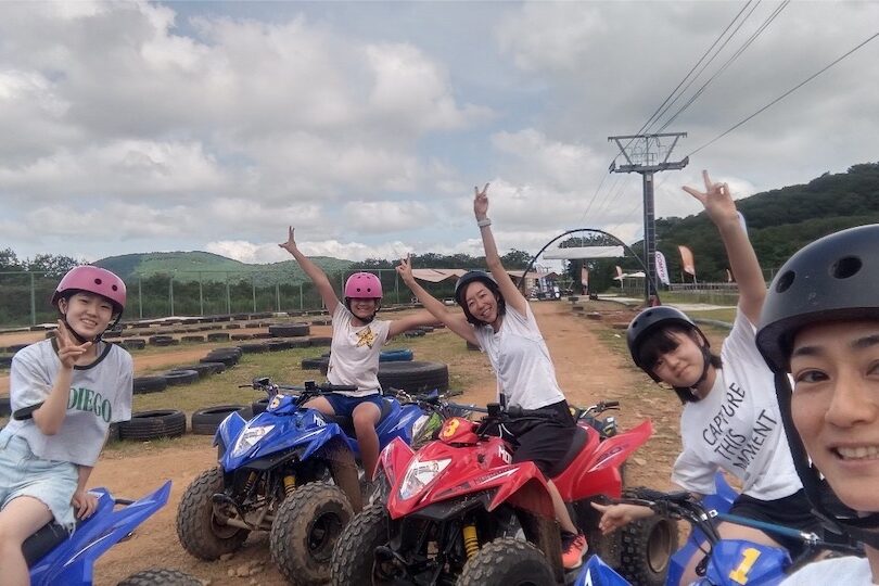 6ECA134F-F2B1-4985-8DF8-59505AC35C6A